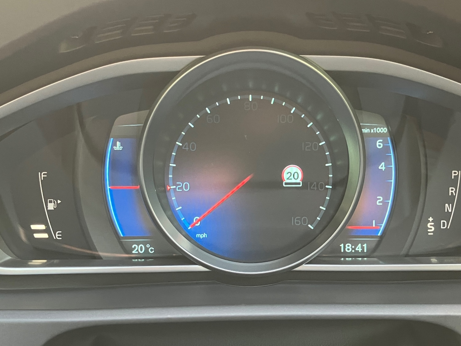 Used Volvo V40 2025 for sale - 76719770: Photo 14