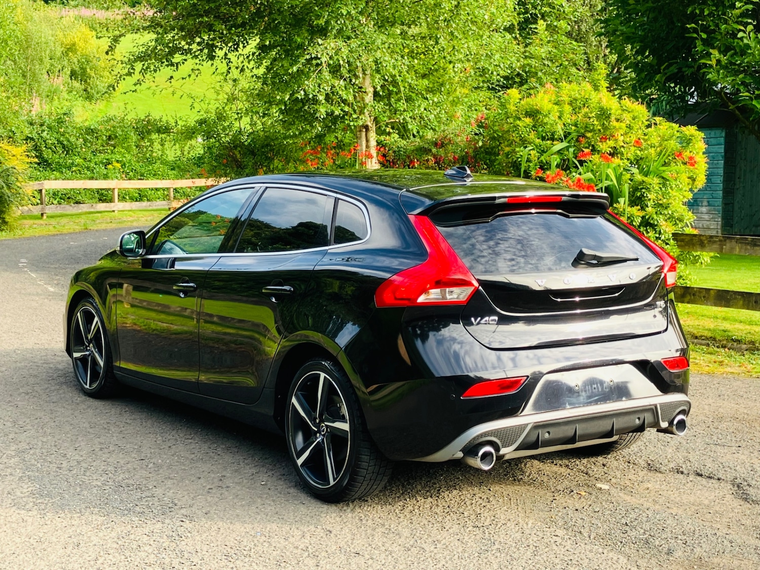 Used Volvo V40 2025 for sale - 76719770: Photo 4