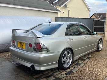 Used Toyota Altezza 2001 for sale - 77235642: Photo