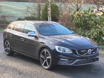 Used Volvo V60 2015 for sale - 77787249: Photo