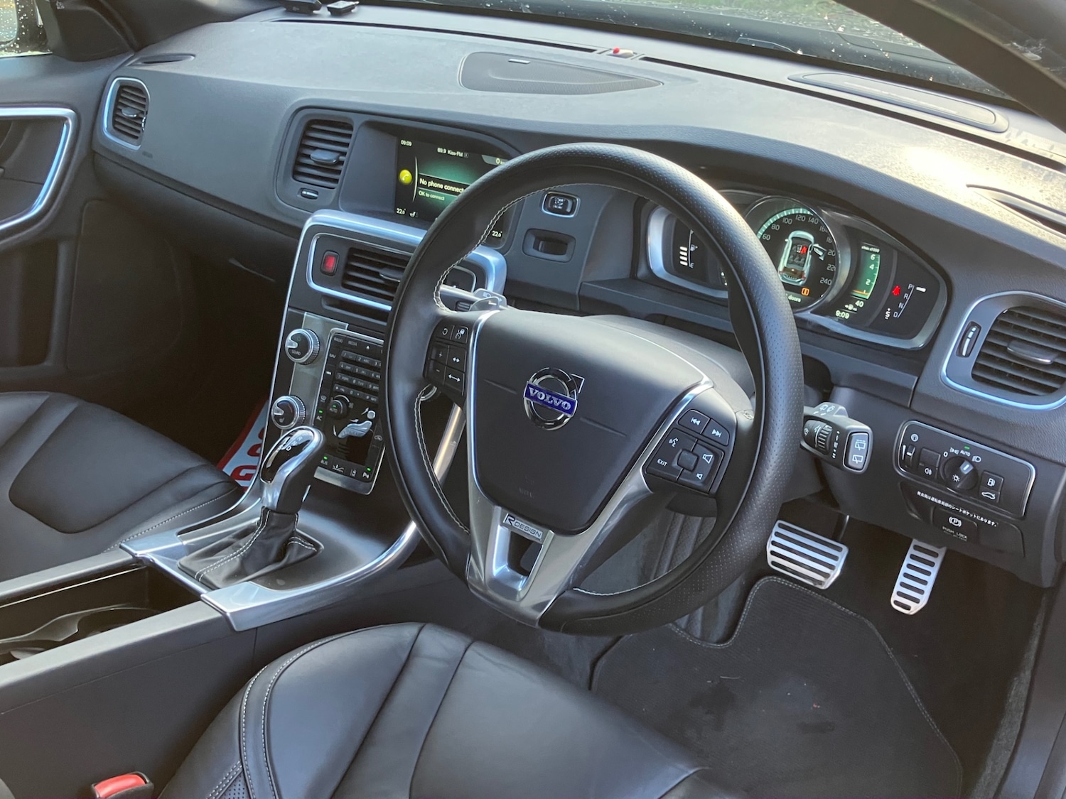 Used Volvo V60 2015 for sale - 77787249: Photo 6