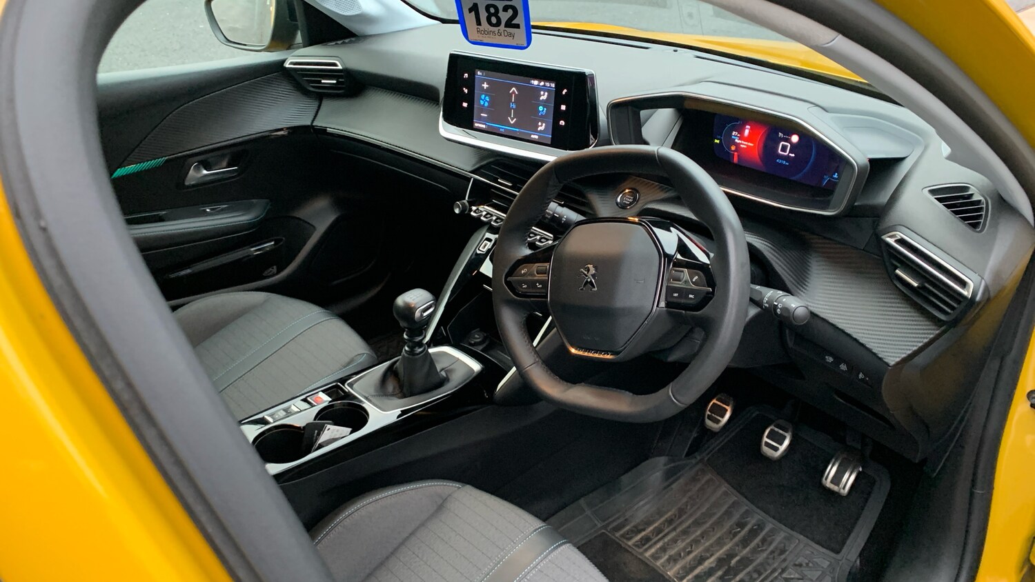 Used Peugeot 208 2023 for sale - 76787619: Photo 12