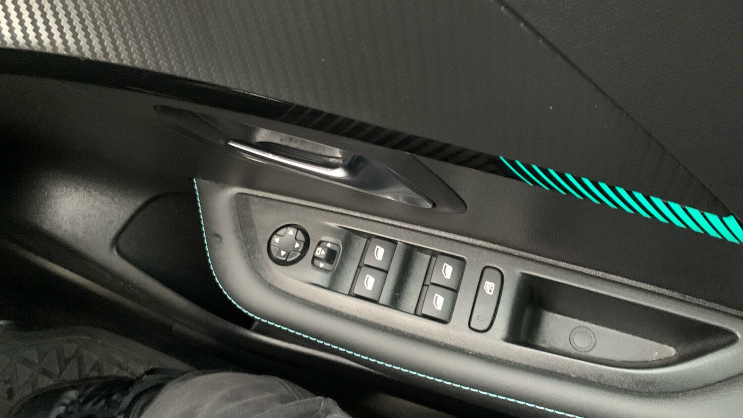 Used Peugeot 208 2023 for sale - 76787619: Photo 23