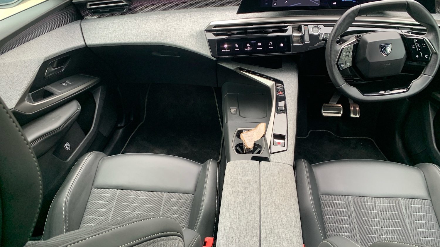 Used Peugeot 3008 2025 for sale - 77638037: Photo 4