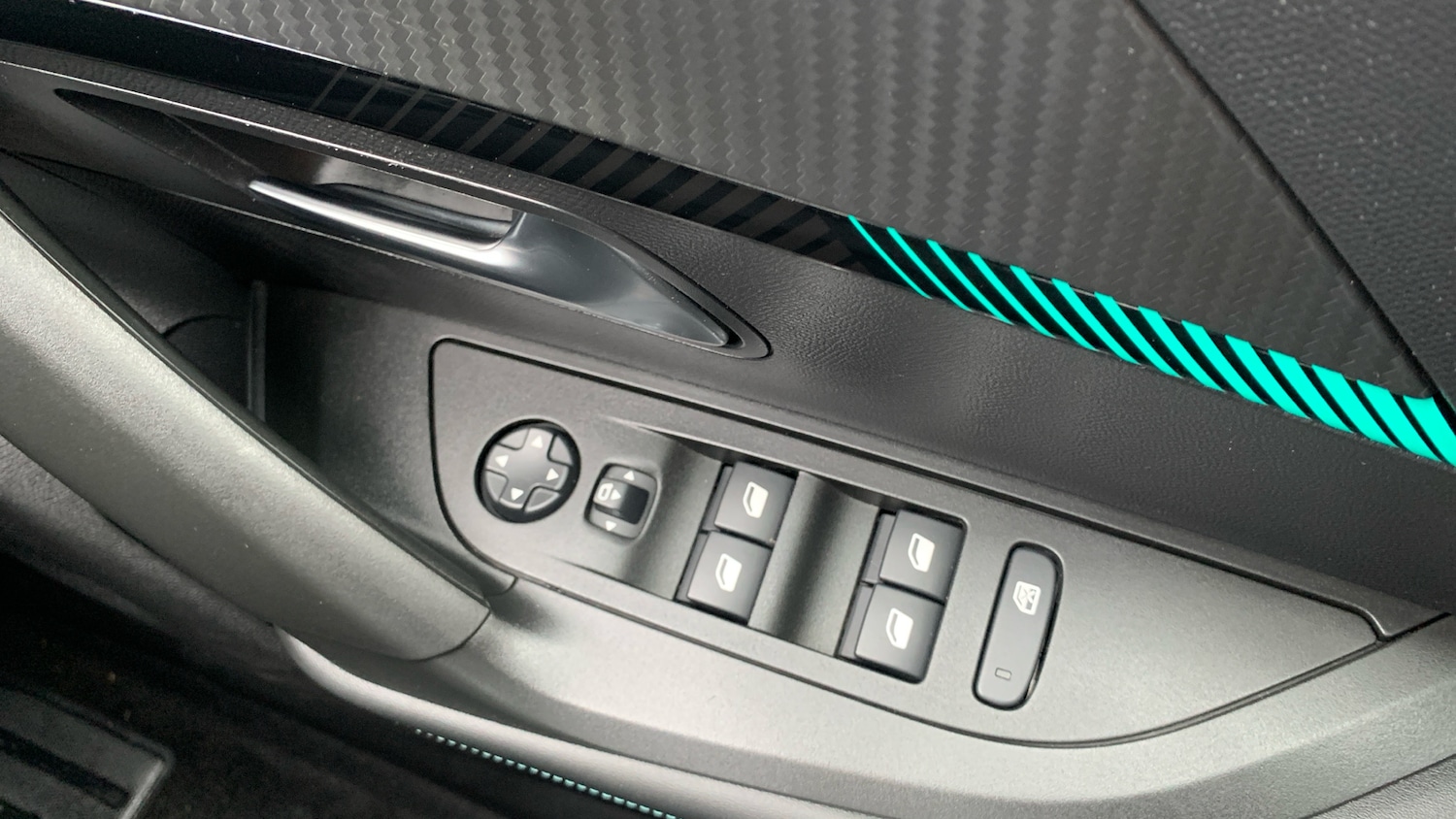 Used Peugeot 2008 2022 for sale - 77497910: Photo 22