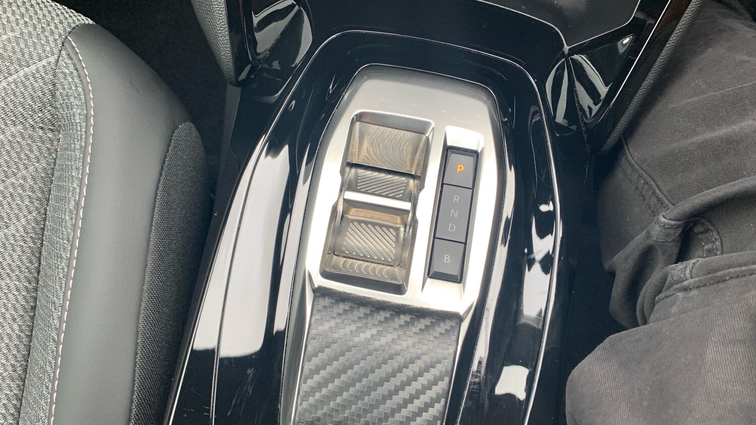 Used Peugeot 2008 2024 for sale - 77497970: Photo 20