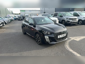 Peugeot - 208