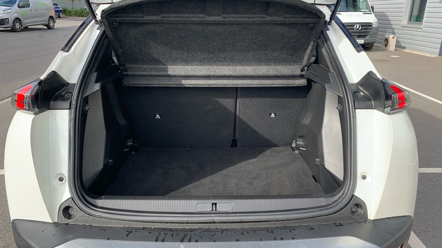 Used Peugeot 2008 2021 for sale - 76400002: Photo 19