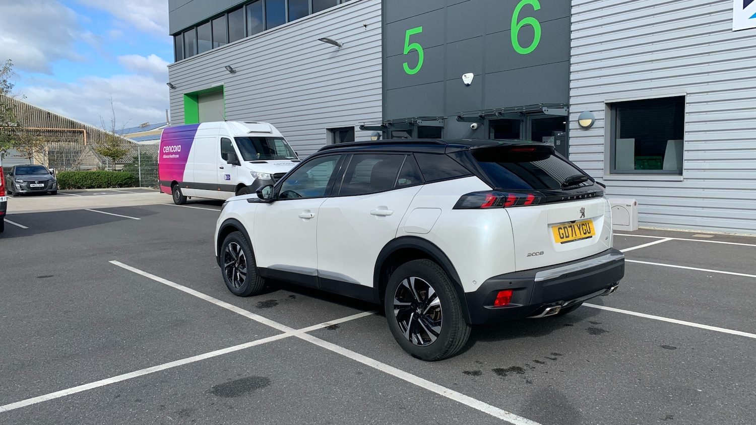 Used Peugeot 2008 2021 for sale - 76400002: Photo 5