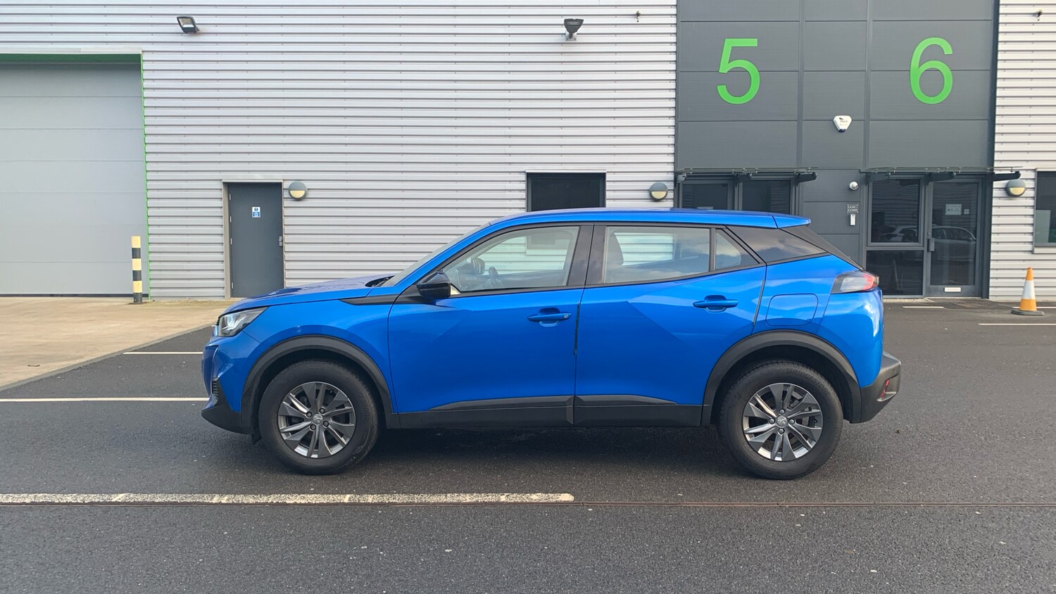 Used Peugeot 2008 2022 for sale - 76672217: Photo 6