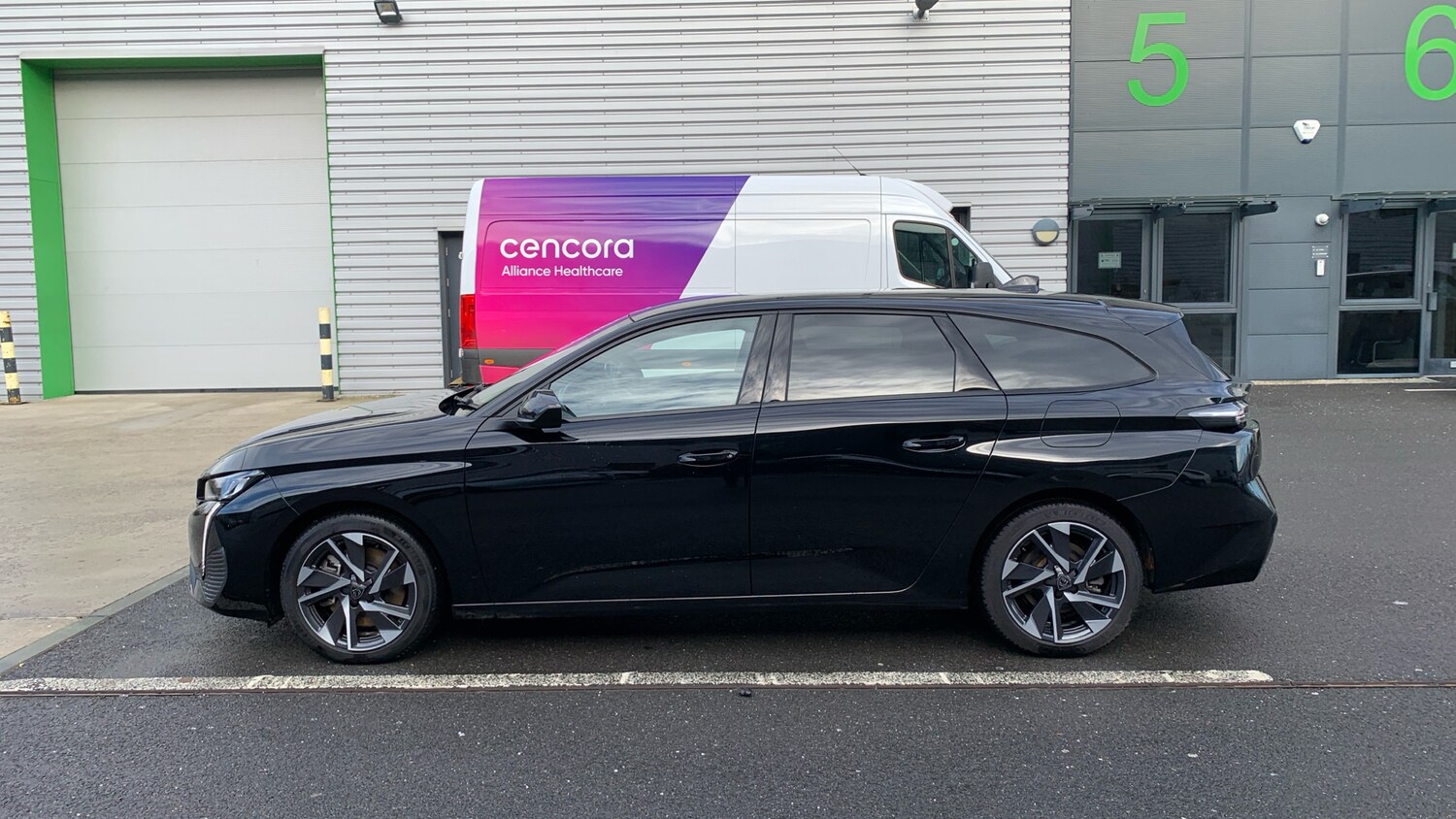 Used Peugeot 308 SW 2024 for sale - 76744047: Photo 7