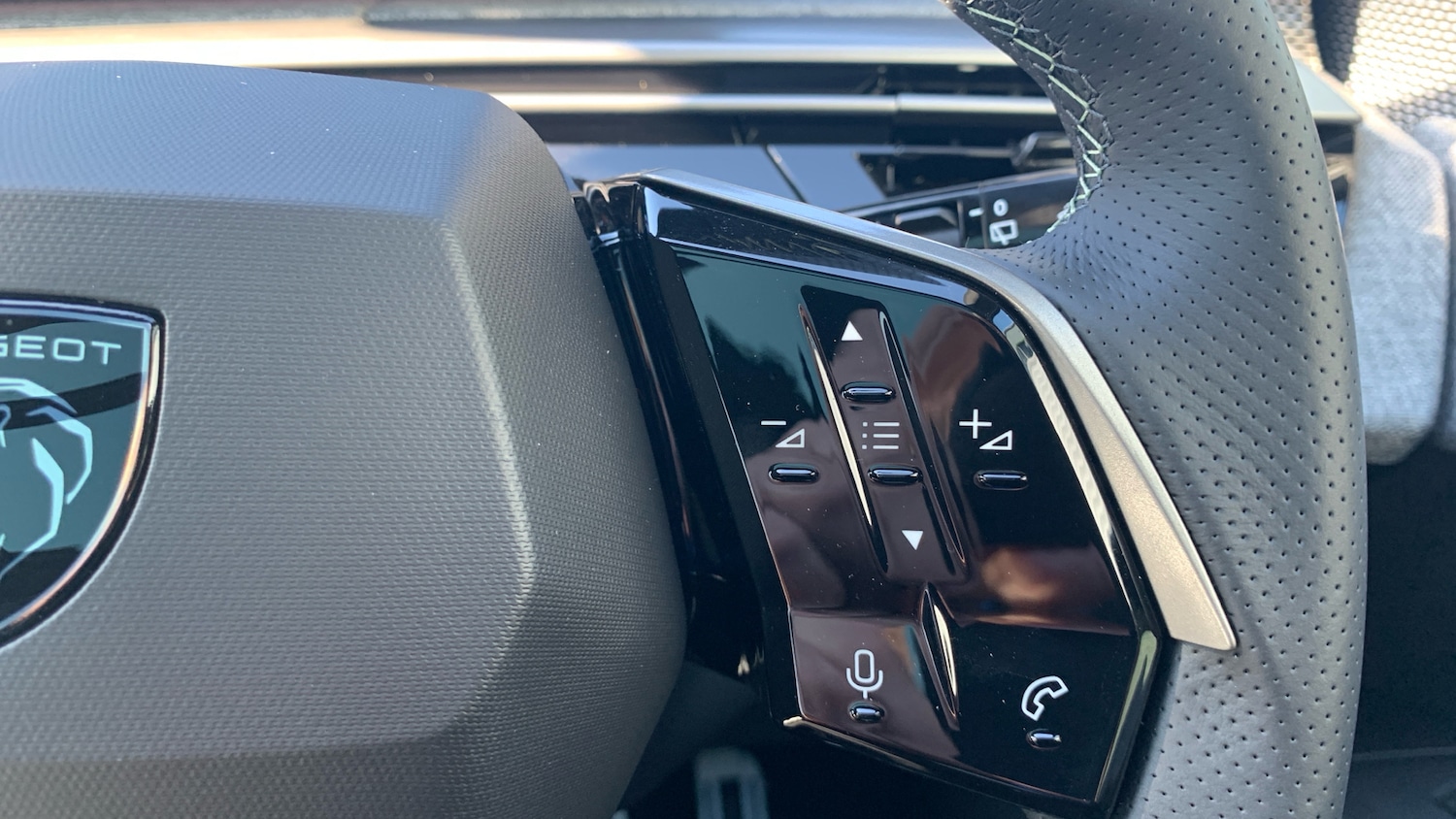 Used Peugeot 5008 2025 for sale - 77971212: Photo 24