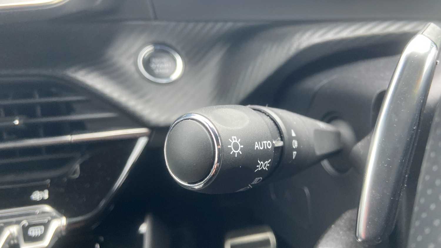 Used Peugeot 2008 2024 for sale - 77412793: Photo 27