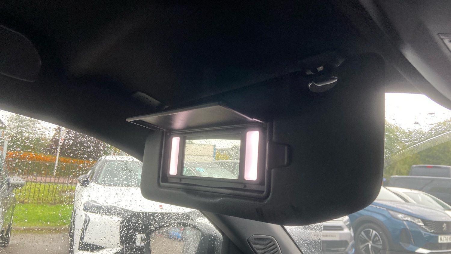 Used Peugeot 2008 2024 for sale - 77412793: Photo 36