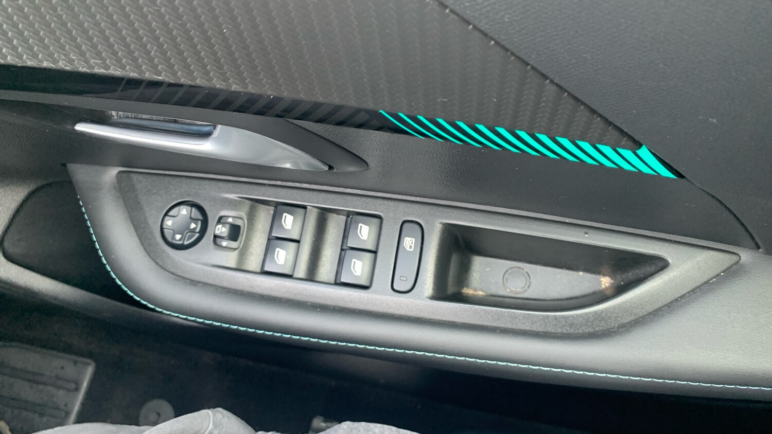 Used Peugeot 208 2021 for sale - 77840546: Photo 22