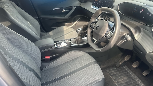 Used Peugeot 2008 2024 for sale - 76033067: Photo 11