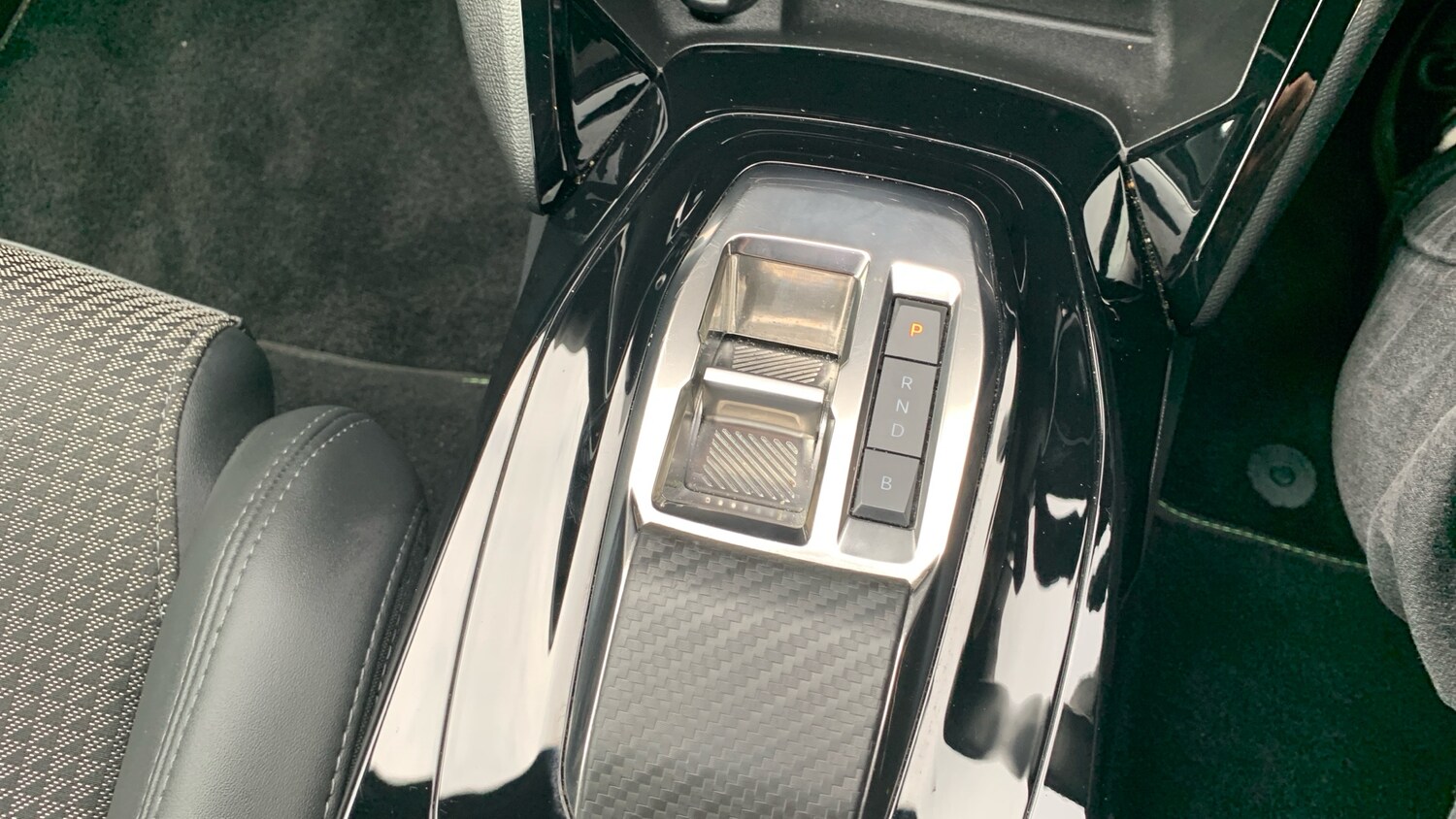 Used Peugeot 208 2022 for sale - 76474360: Photo 20