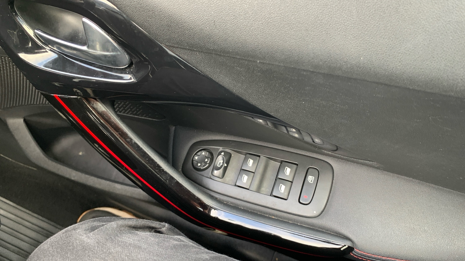 Used Peugeot 2008 2019 for sale - 76248405: Photo 22