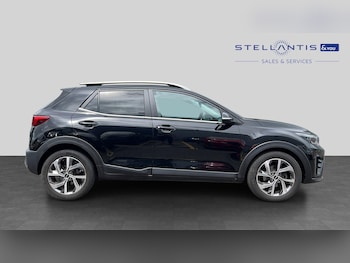 Used Kia Stonic 2021 for sale - 78890635: Photo