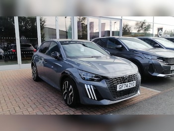 Peugeot - 208