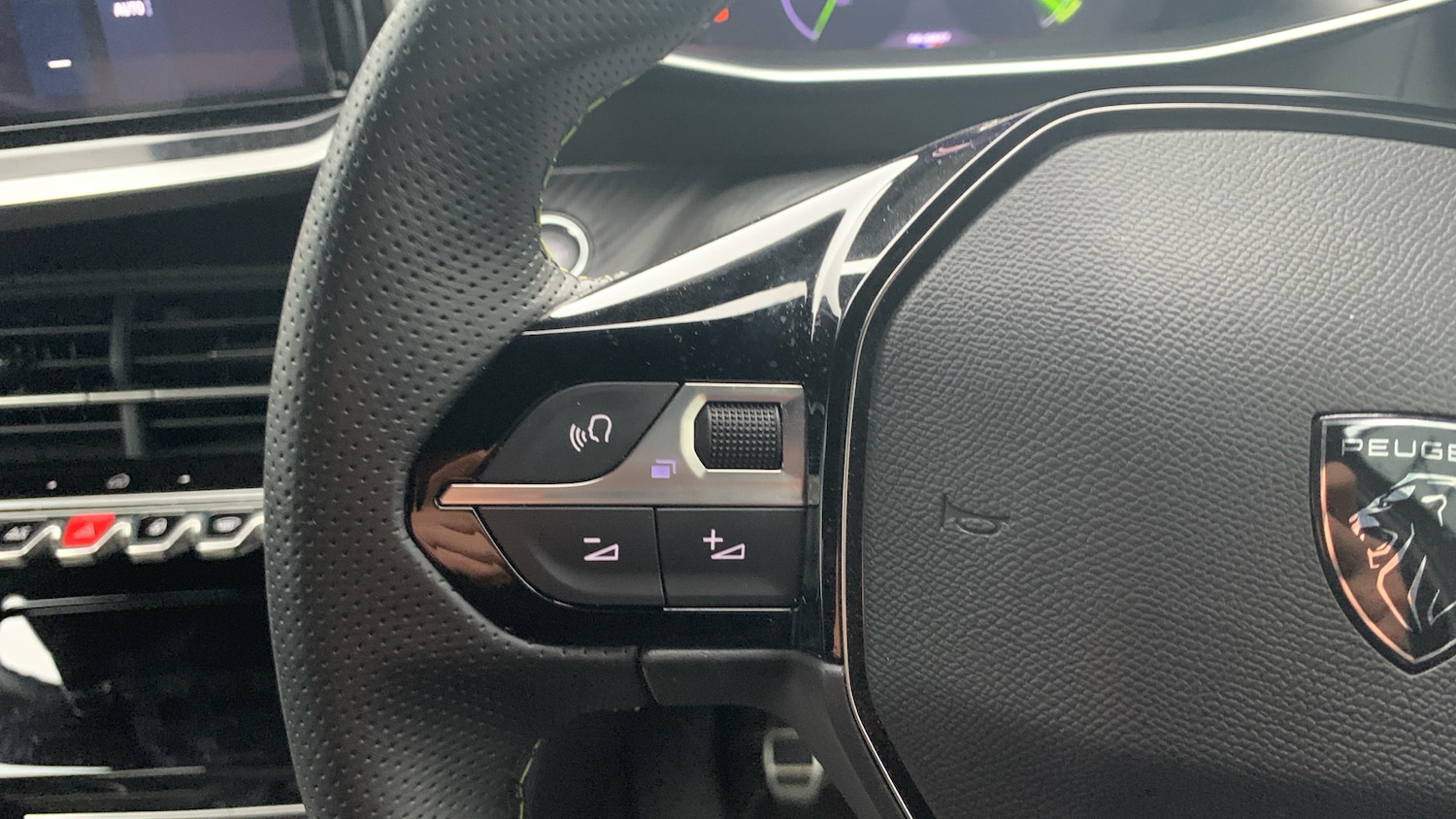 Used Peugeot 208 2024 for sale - 76190391: Photo 23