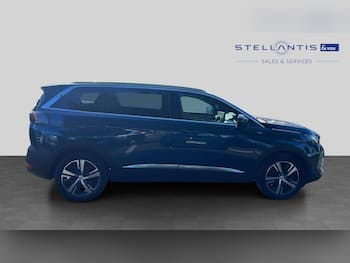 Used Peugeot 5008 2024 for sale - 79497889: Photo