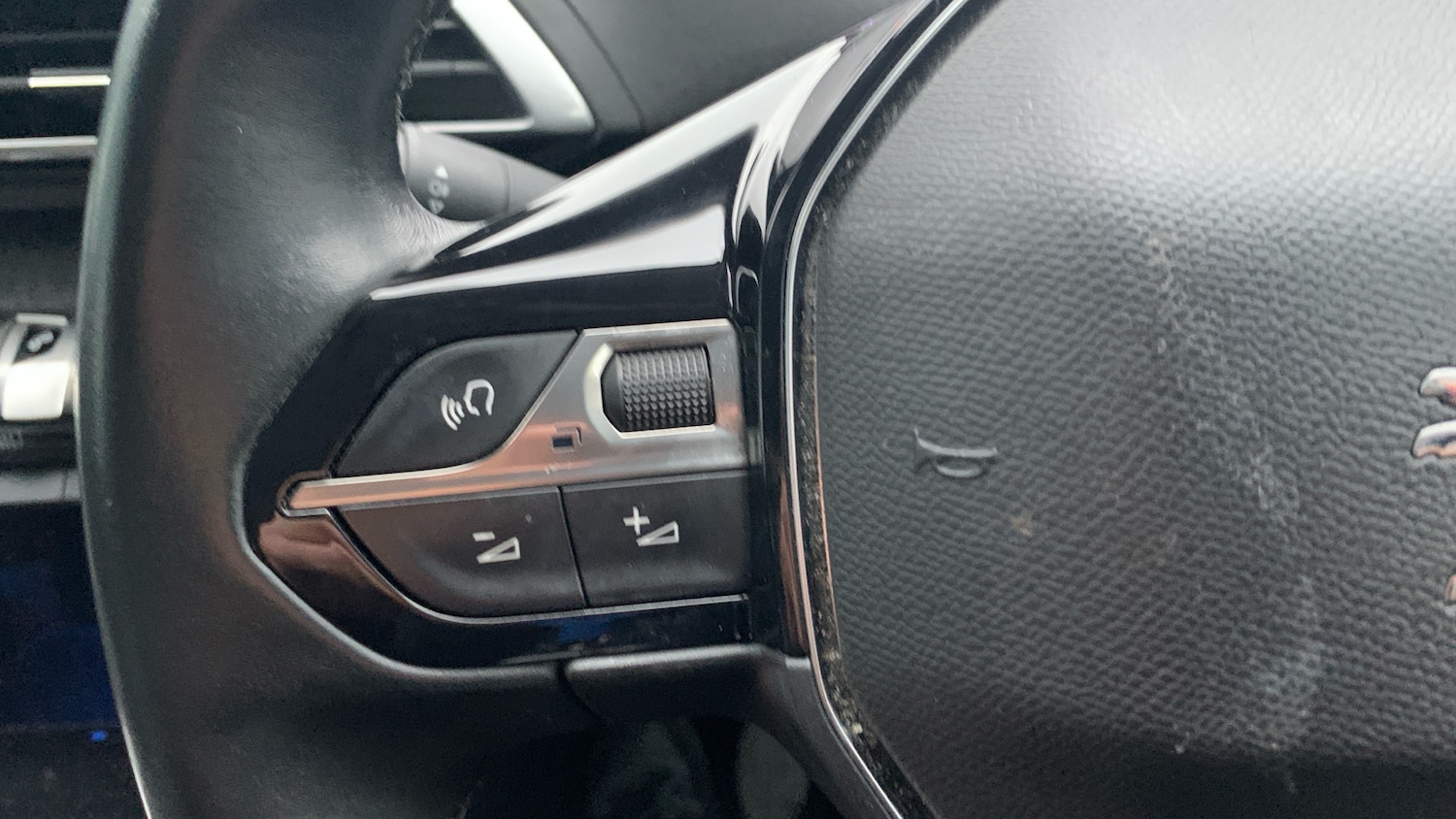 Used Peugeot 5008 2020 for sale - 76927424: Photo 23