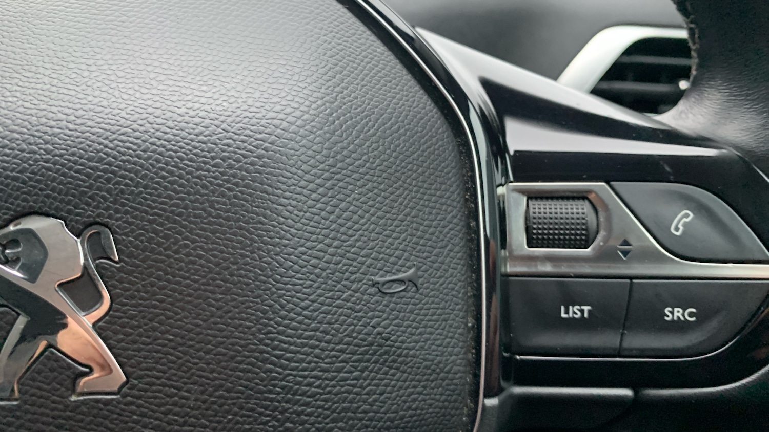 Used Peugeot 5008 2020 for sale - 76927424: Photo 24