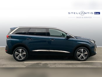 Used Peugeot 5008 2020 for sale - 76927424: Photo