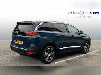Used Peugeot 5008 2020 for sale - 76927424: Photo