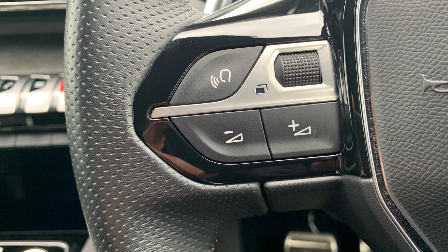 Used Peugeot 3008 2024 for sale - 76608946: Photo 23