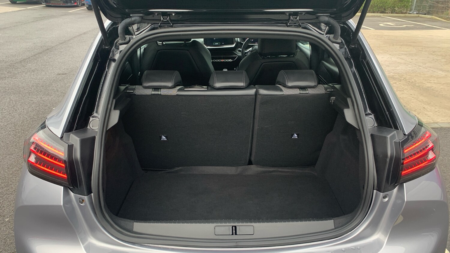 Used Peugeot 208 2024 for sale - 77121202: Photo 19