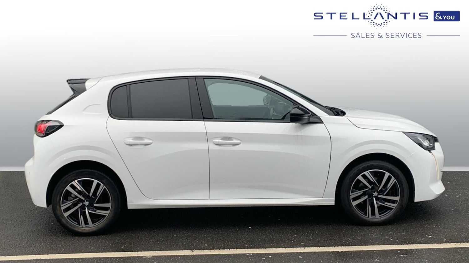 Used Peugeot 208 2023 for sale - 77511901: Photo 2