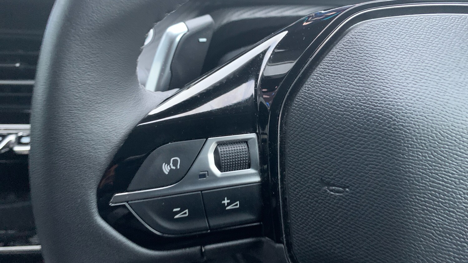 Used Peugeot 208 2023 for sale - 77511901: Photo 23