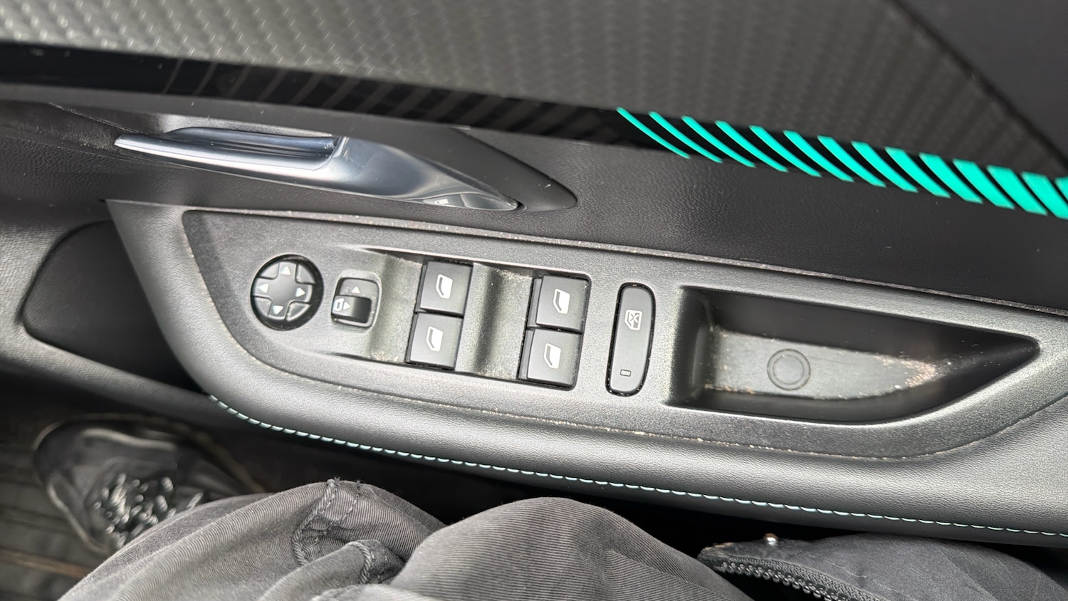 Used Peugeot 208 2023 for sale - 78058998: Photo 22