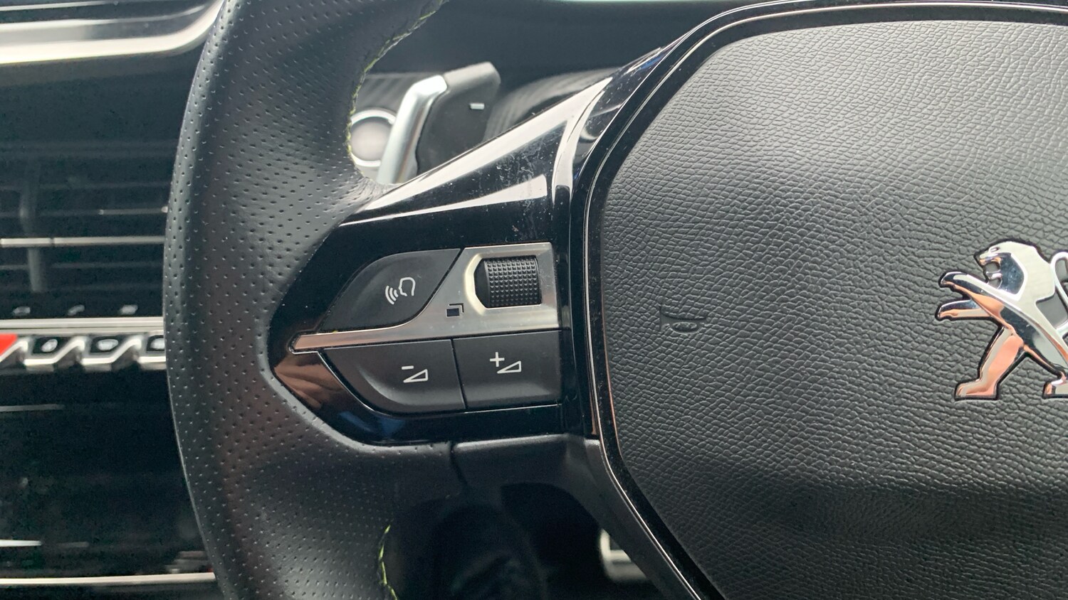 Used Peugeot 2008 2022 for sale - 76419727: Photo 23