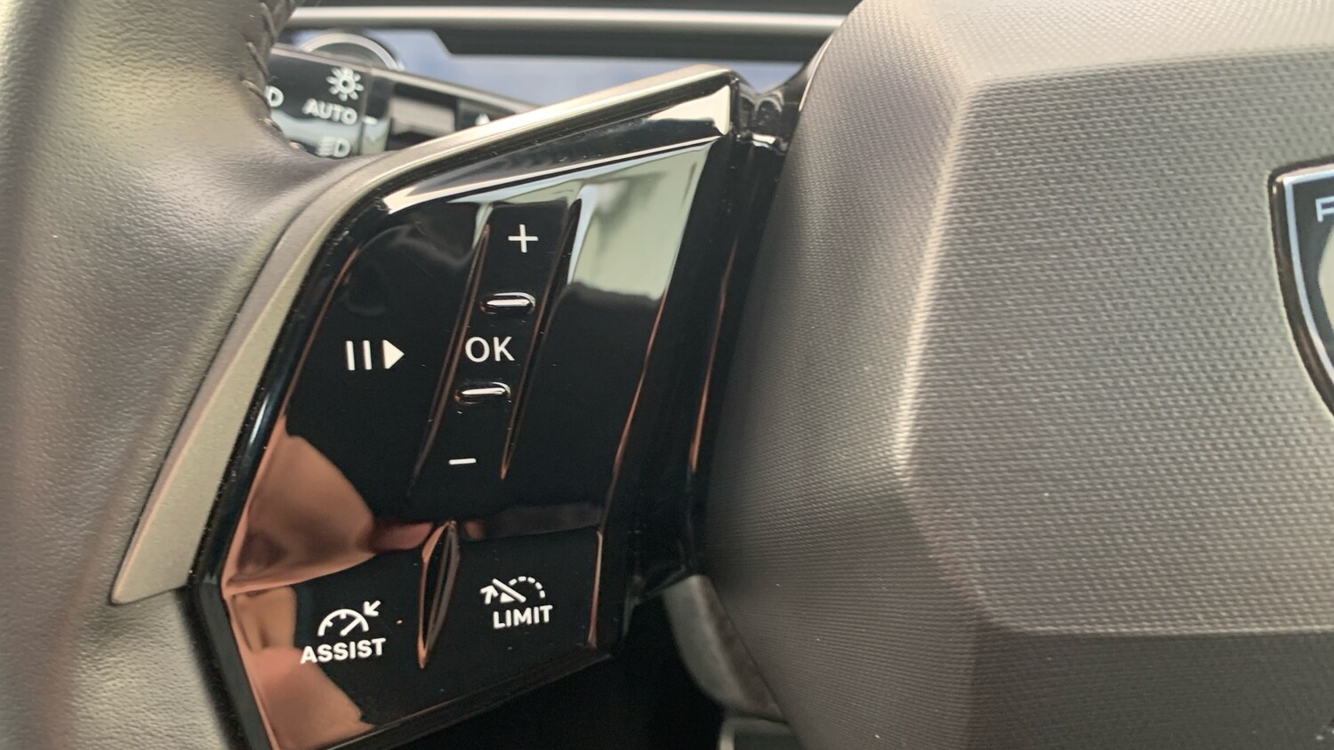 Used Peugeot 5008 2024 for sale - 76744064: Photo 23