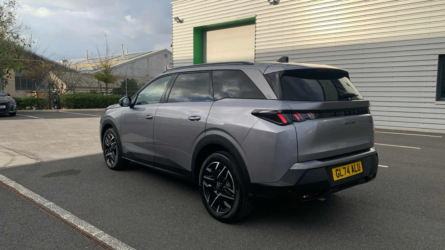 Used Peugeot 5008 2024 for sale - 76744064: Photo 5