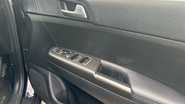 Used Kia Sportage 2019 for sale - 76139391: Photo 22