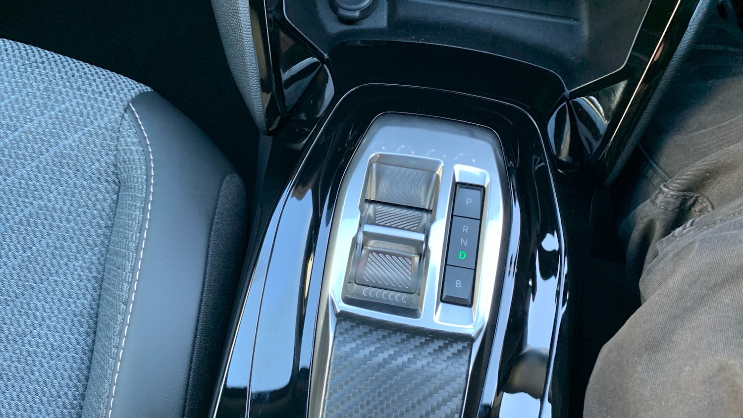 Used Peugeot 2008 2024 for sale - 76729990: Photo 20