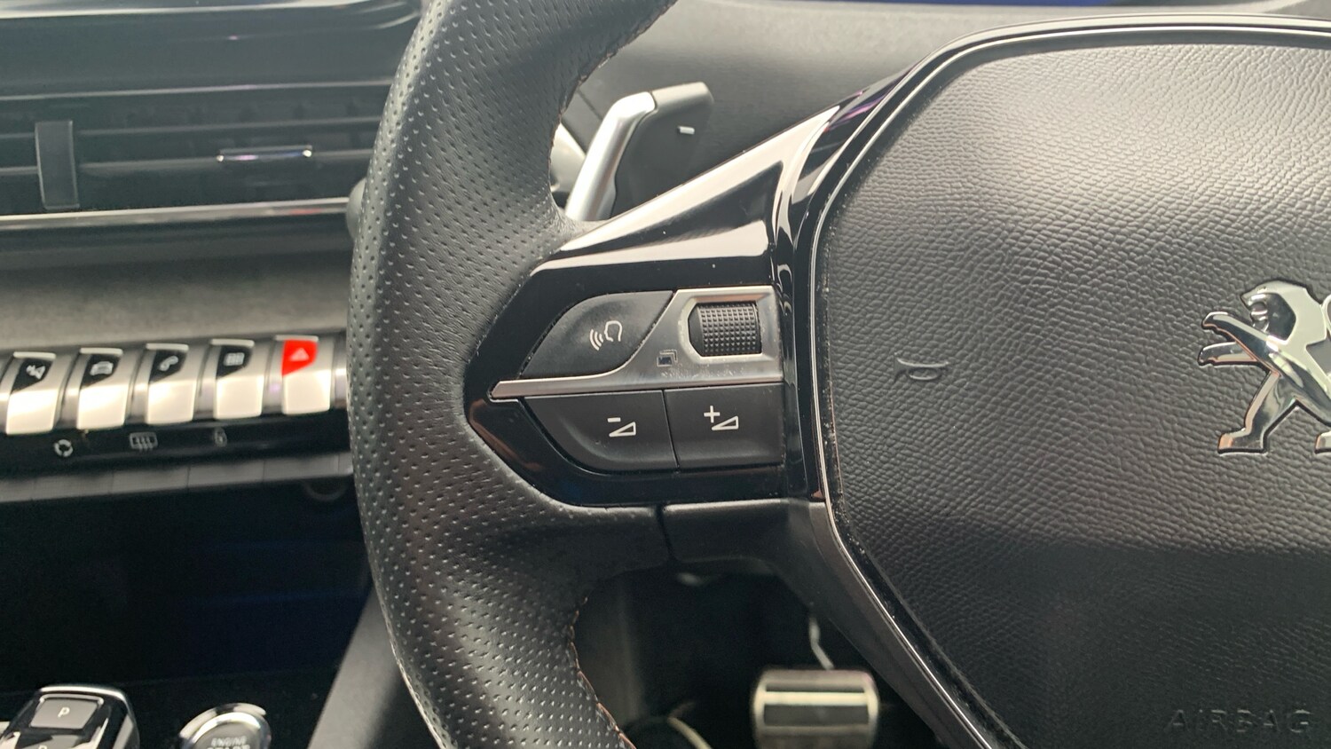 Used Peugeot 3008 2022 for sale - 76110312: Photo 23