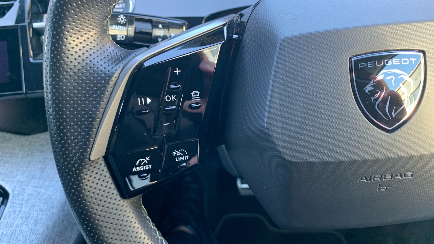 Used Peugeot 3008 2025 for sale - 76608965: Photo 24