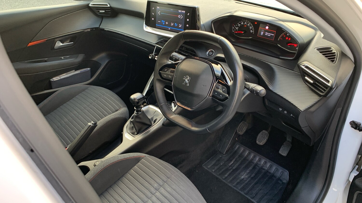 Used Peugeot 208 2021 for sale - 76667840: Photo 12