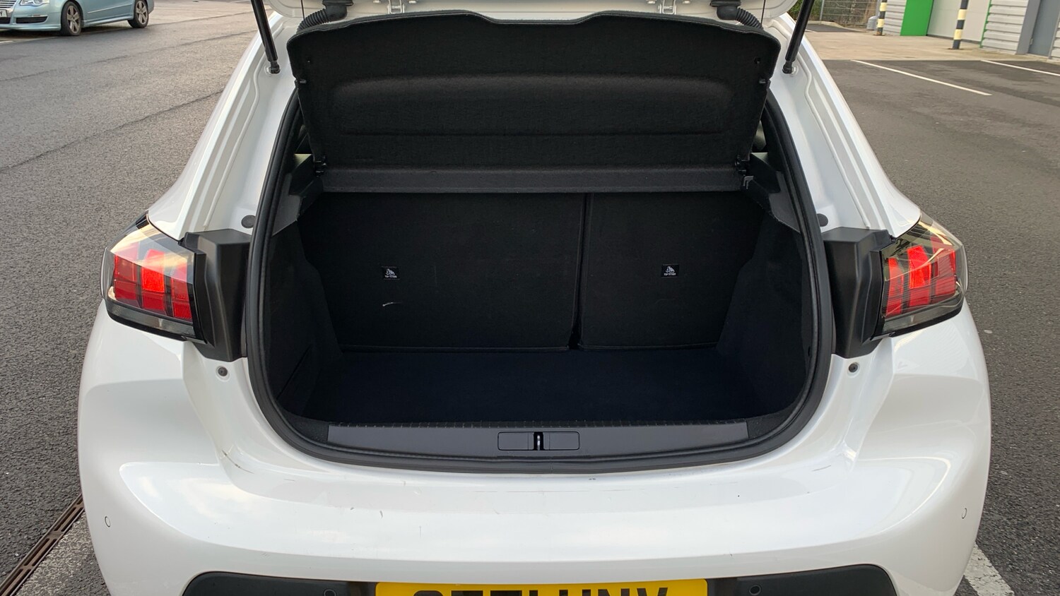 Used Peugeot 208 2021 for sale - 76667840: Photo 20