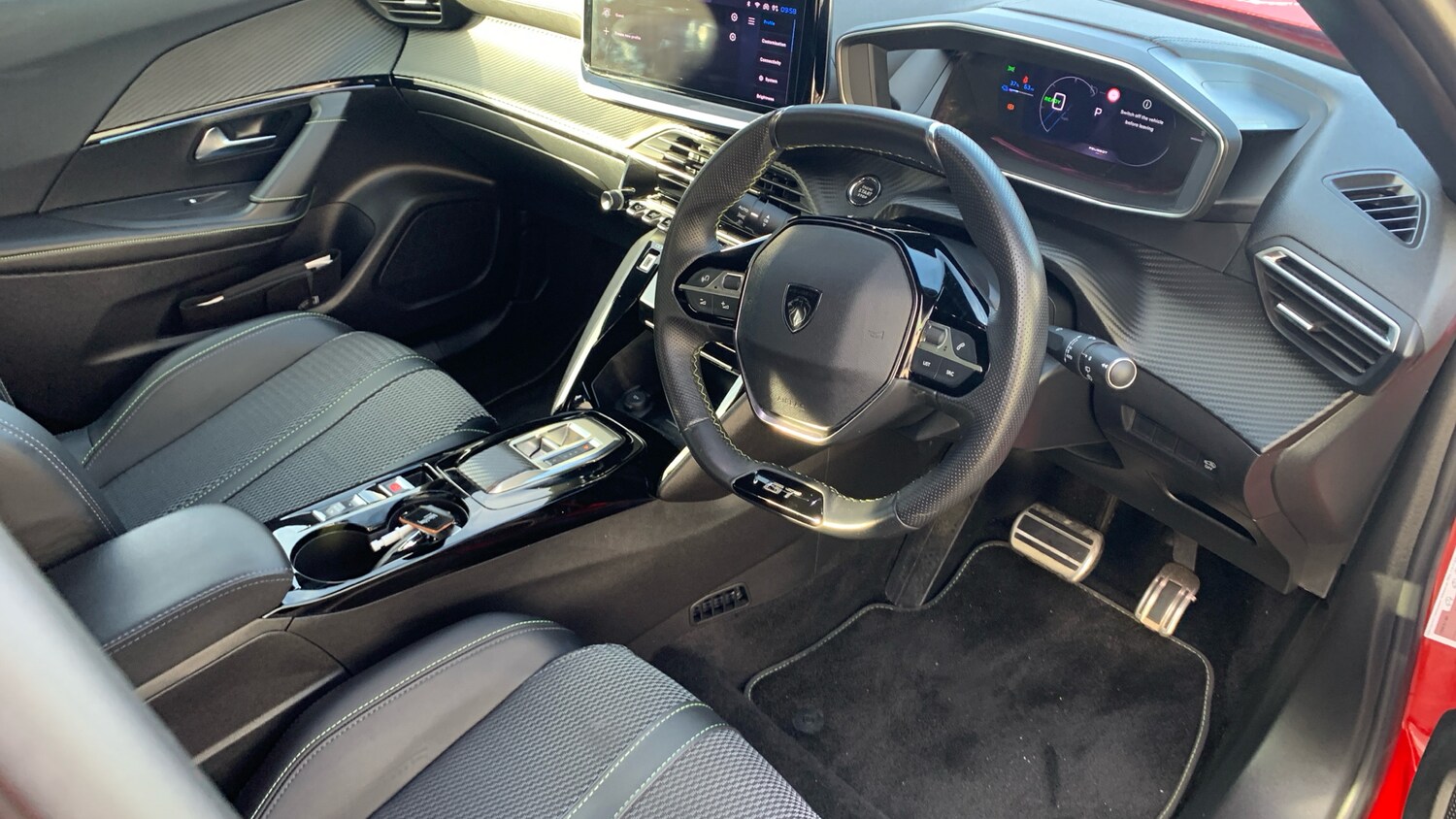 Used Peugeot 2008 2024 for sale - 76378423: Photo 11