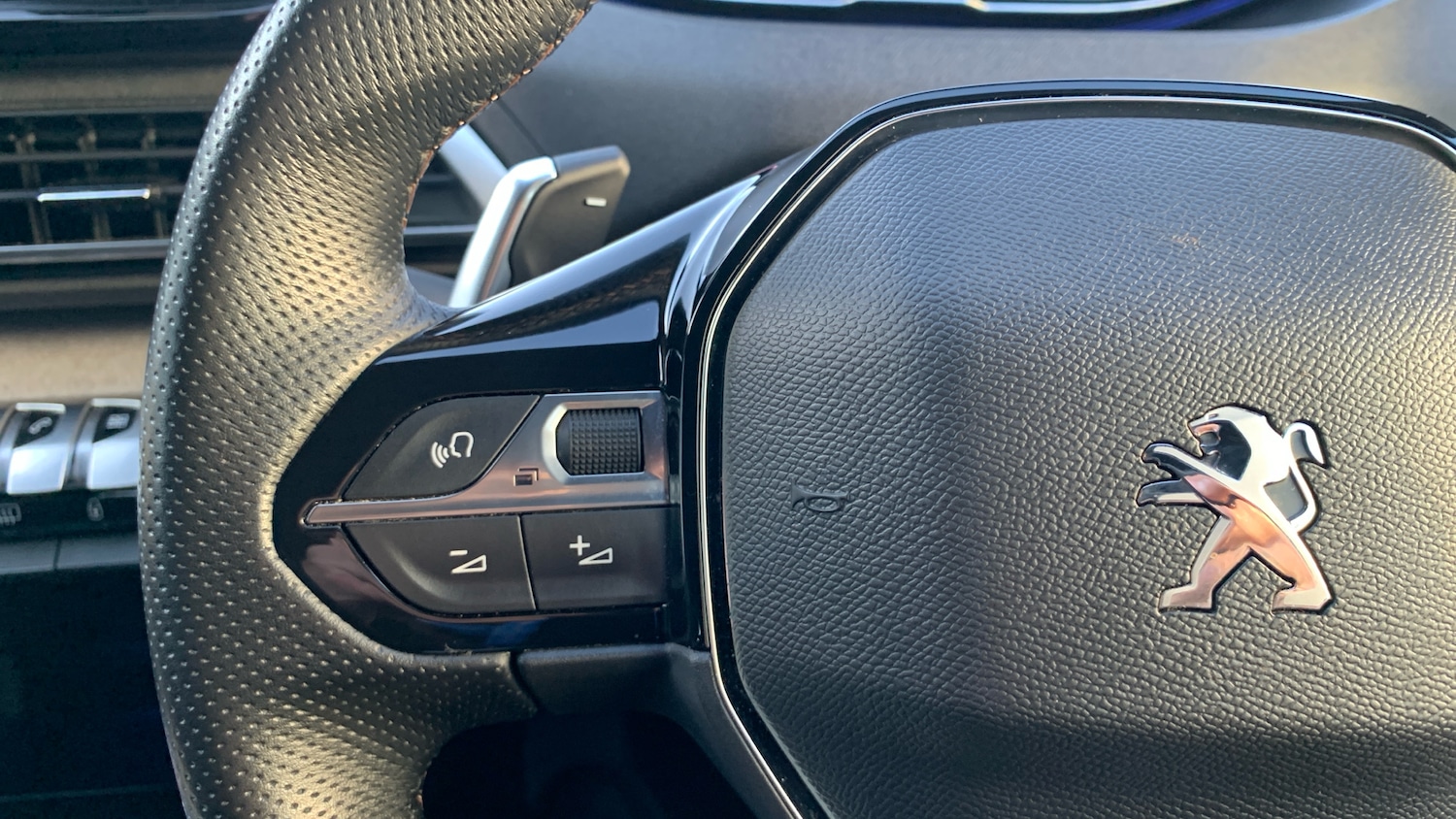 Used Peugeot 3008 2022 for sale - 76729989: Photo 23