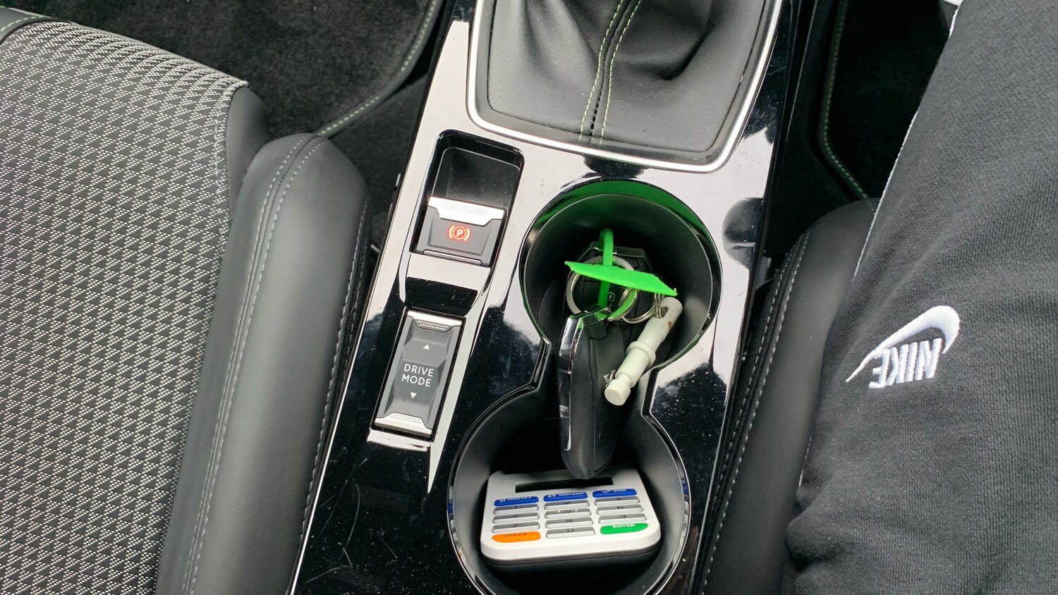 Used Peugeot 208 2022 for sale - 76458404: Photo 21