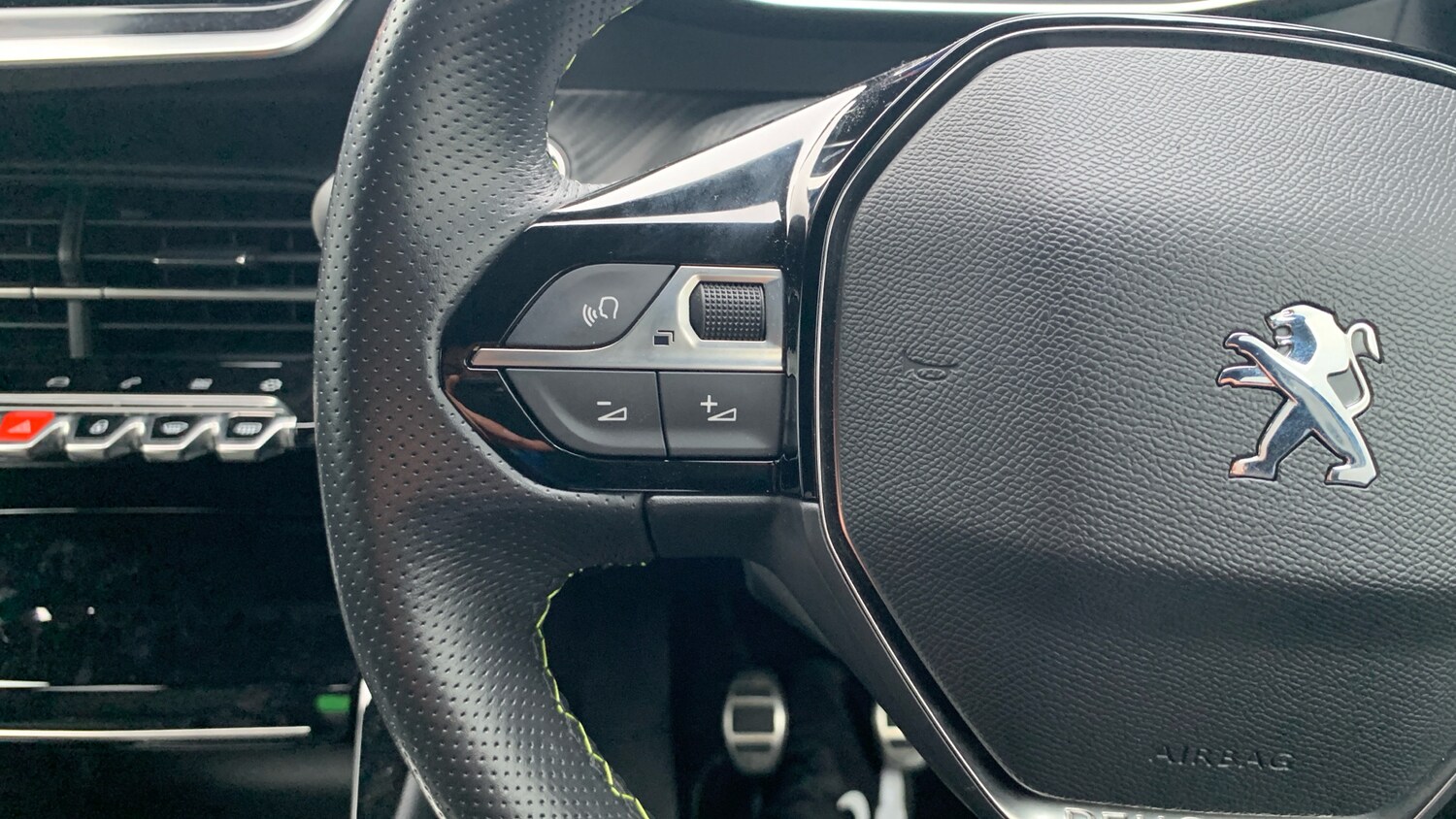 Used Peugeot 208 2022 for sale - 76458404: Photo 23