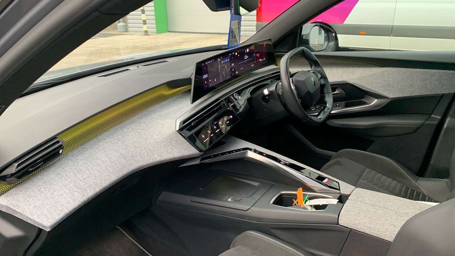 Used Peugeot 3008 2025 for sale - 76744027: Photo 13