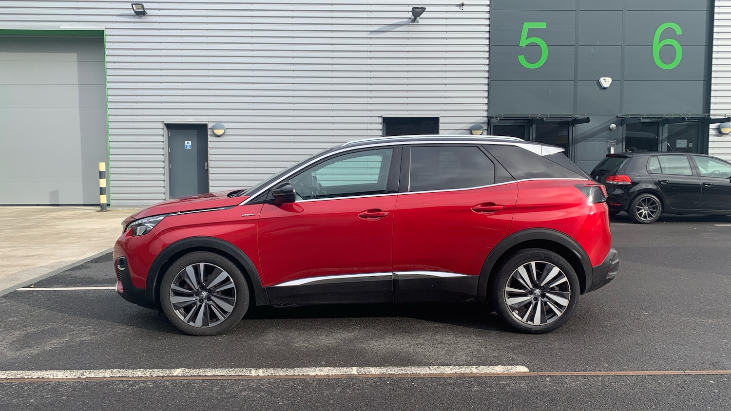 Used Peugeot 3008 2020 for sale - 76433772: Photo 6